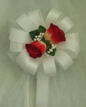 Bows with Rosebuds